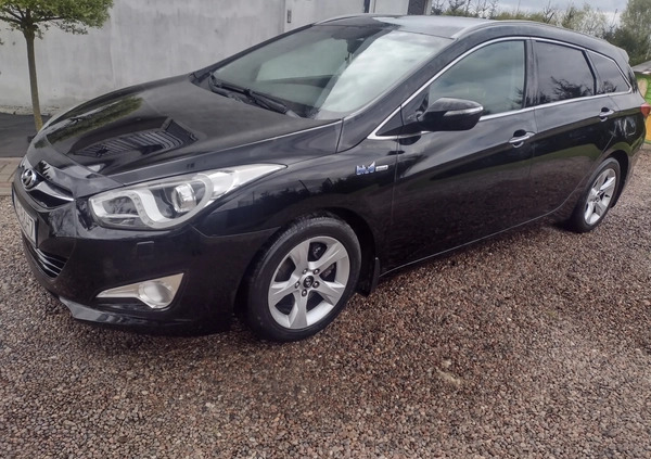 Hyundai i40 cena 36500 przebieg: 250000, rok produkcji 2011 z Malbork małe 191